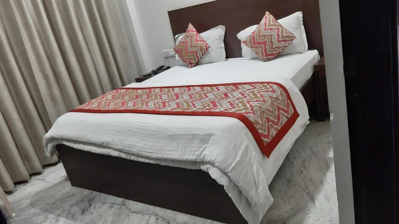 Hotel Sar Kamla Dham Skd Vrindavan Fully Vaccinated Staff Ngoại thất bức ảnh