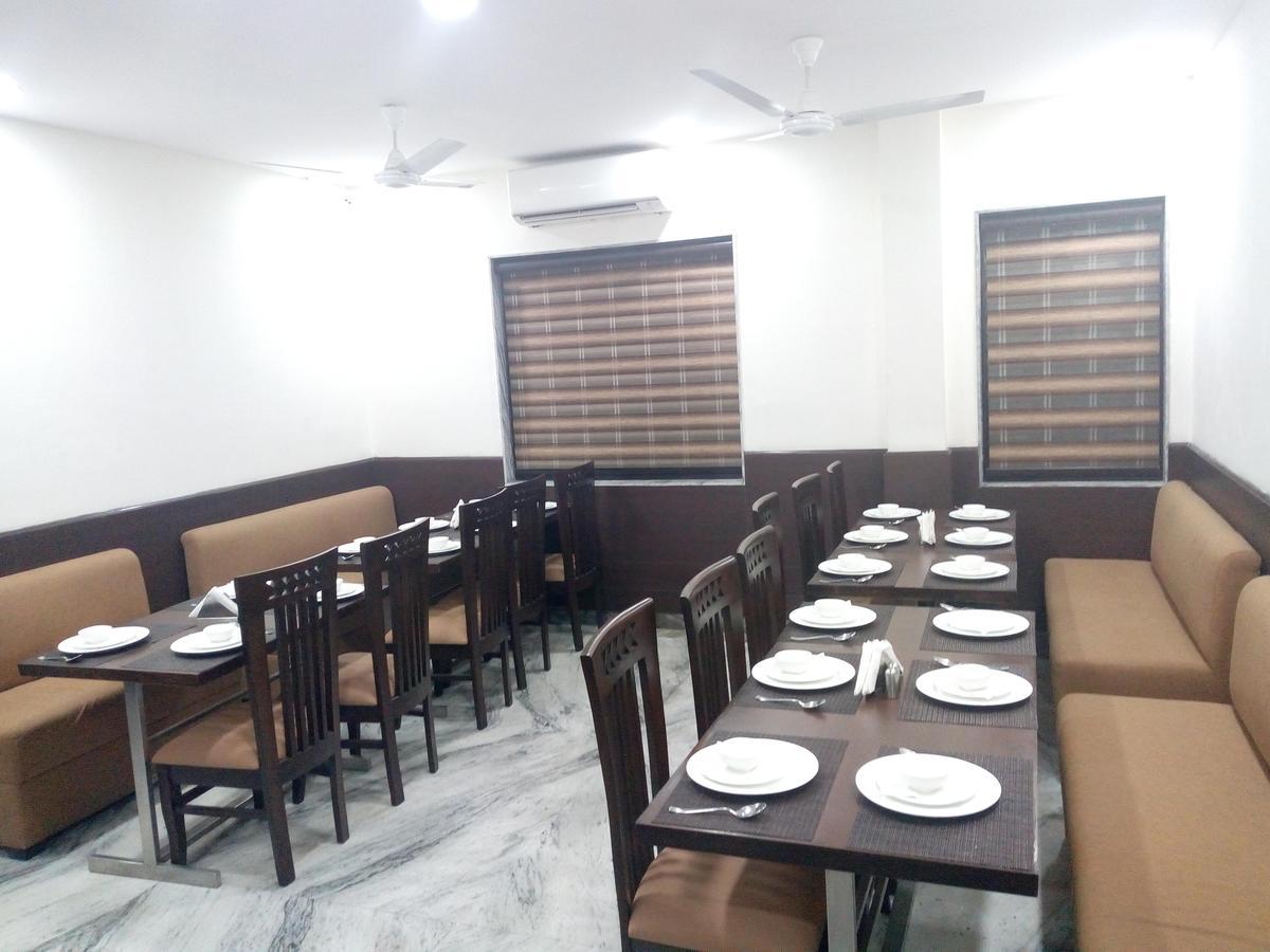 Hotel Sar Kamla Dham Skd Vrindavan Fully Vaccinated Staff Ngoại thất bức ảnh