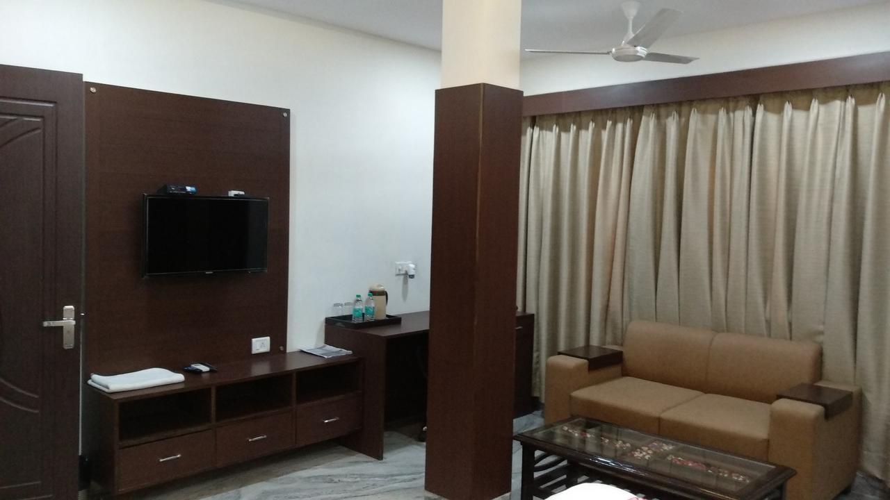 Hotel Sar Kamla Dham Skd Vrindavan Fully Vaccinated Staff Ngoại thất bức ảnh