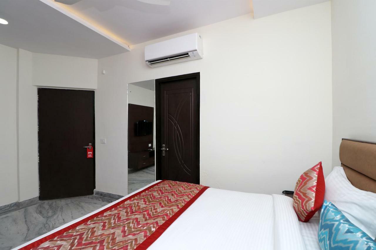 Hotel Sar Kamla Dham Skd Vrindavan Fully Vaccinated Staff Ngoại thất bức ảnh