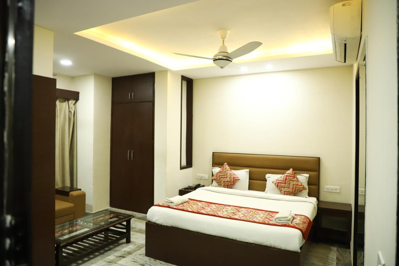 Hotel Sar Kamla Dham Skd Vrindavan Fully Vaccinated Staff Ngoại thất bức ảnh